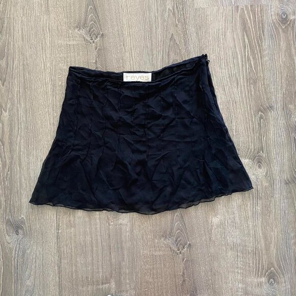 vintage sheer pleated mini black skirt - Picture 8 of 8